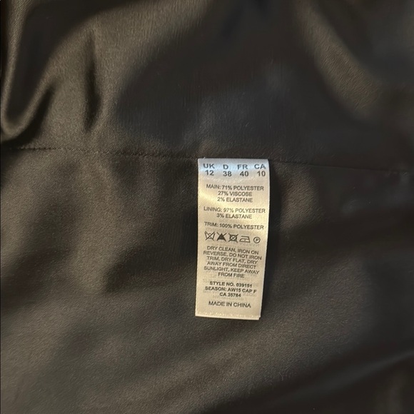 Planet Red Tailored Blazer, lined Sleek Collarless Design and zip pockets - Picture 6 of 14